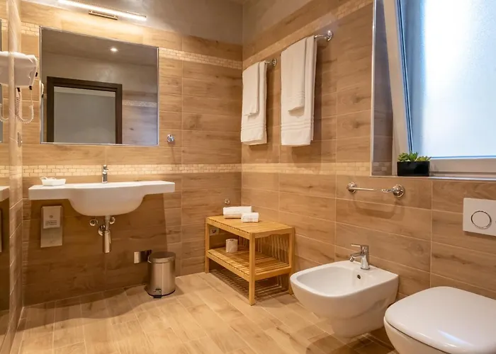 Nana Πανσιόν 4*